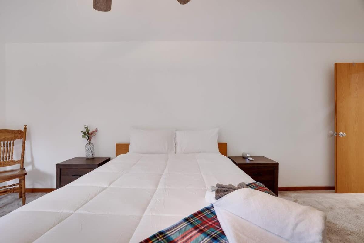Relax In Blakeslee - Spacious 5Br Home With Bbq 外观 照片