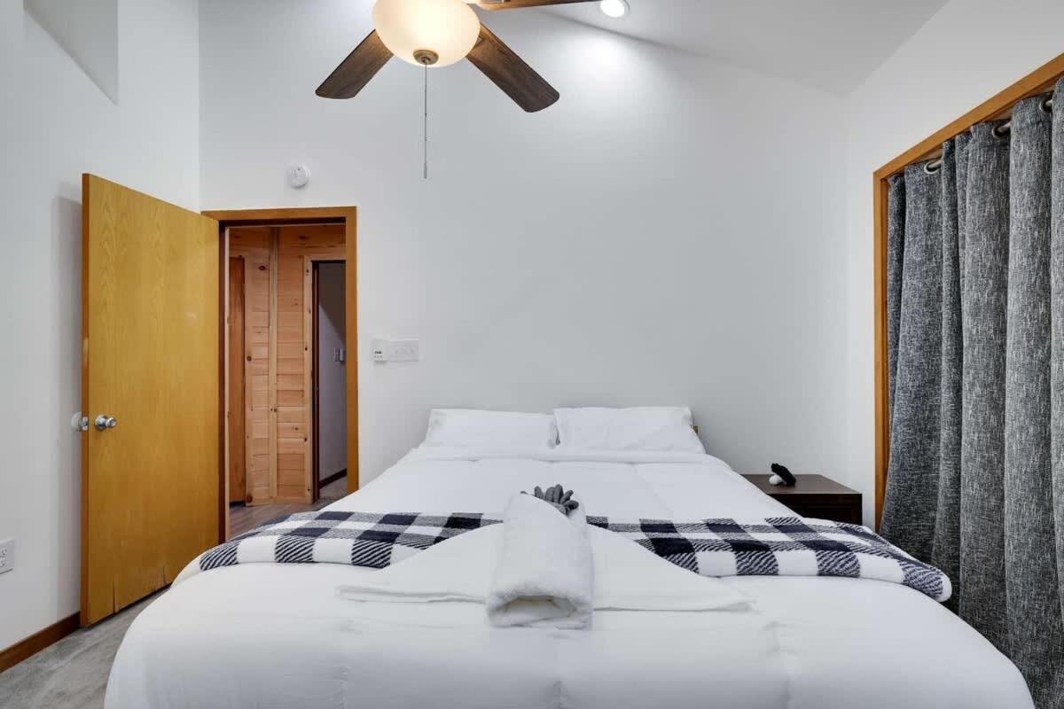Relax In Blakeslee - Spacious 5Br Home With Bbq 外观 照片