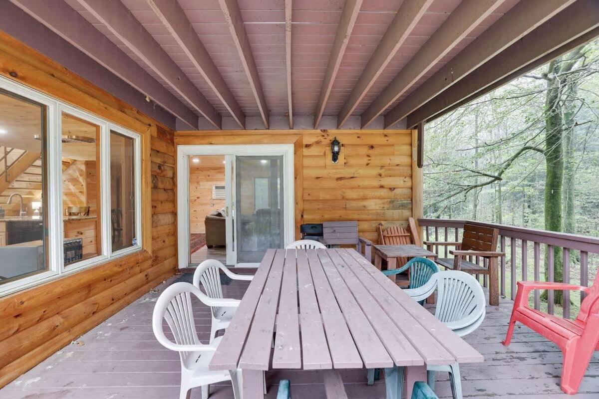 Relax In Blakeslee - Spacious 5Br Home With Bbq 外观 照片
