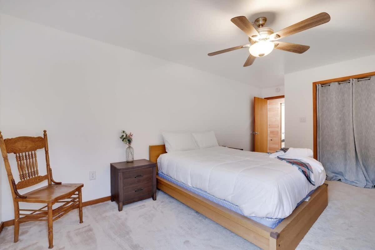 Relax In Blakeslee - Spacious 5Br Home With Bbq 外观 照片